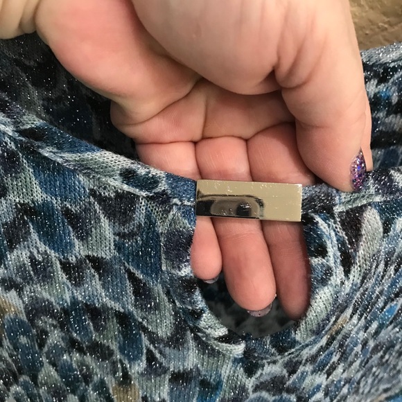 3/$35 Avenue Lightweight sweater - Picture 5 of 5